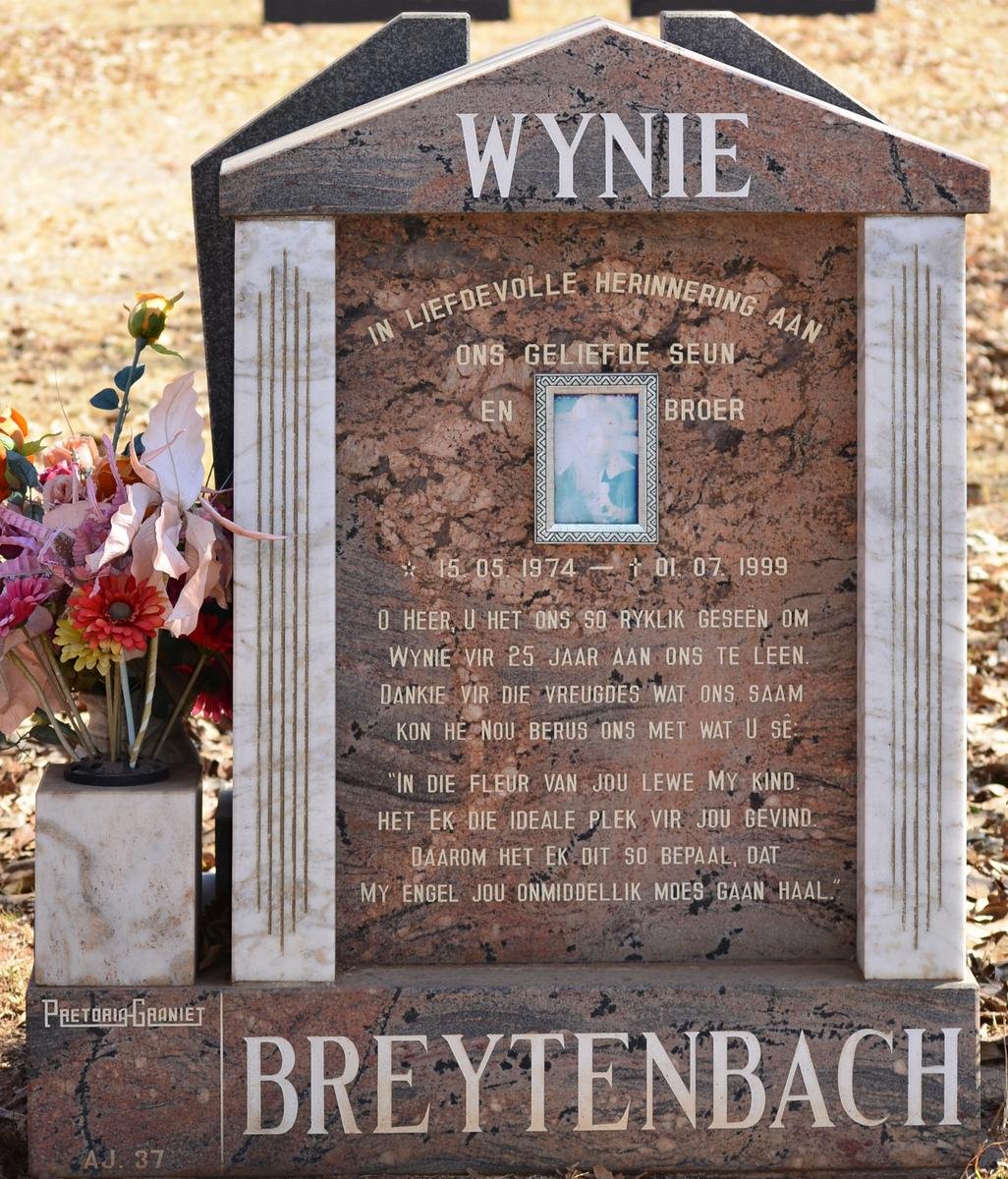 BREYTENBACH Wynie 1974-1999