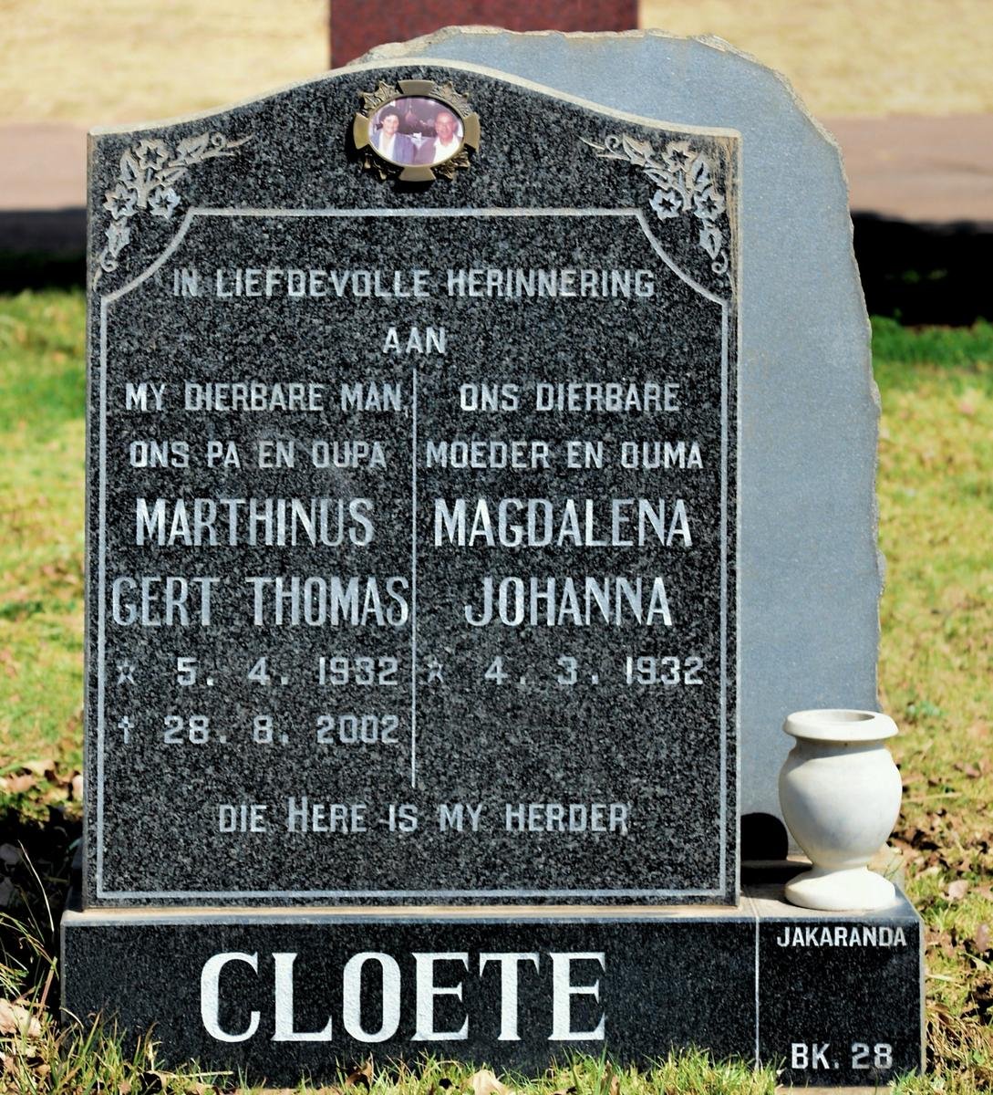 CLOETE Marthinus Gert Thomas 1932-2002 &amp; Magdalena Johanna 1932-