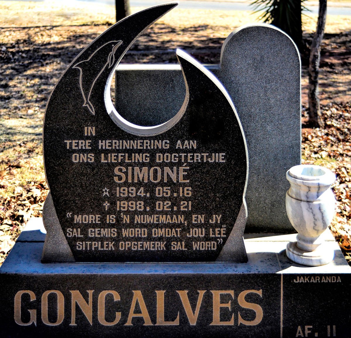 GONCALVES Simoné 1994-1998