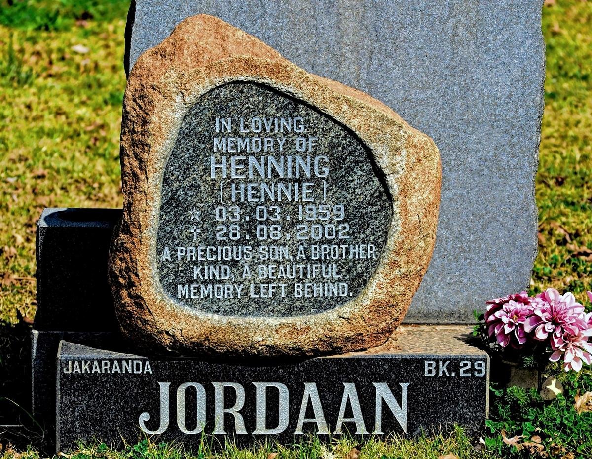 JORDAAN Henning 1959-2002