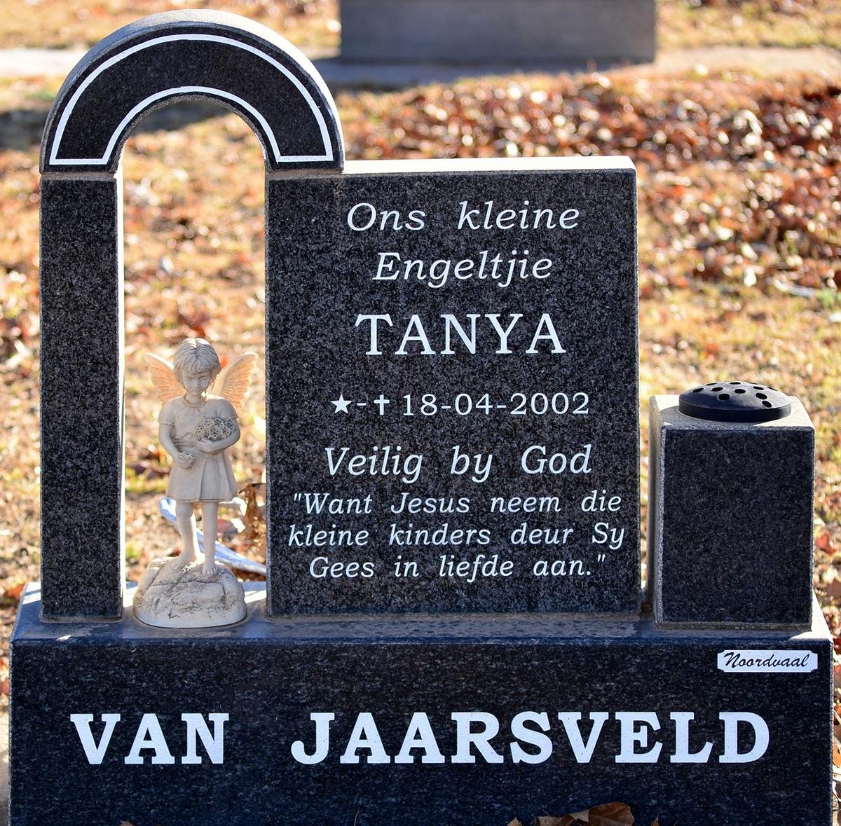 JAARSVELD Tanya, van 2002-2002