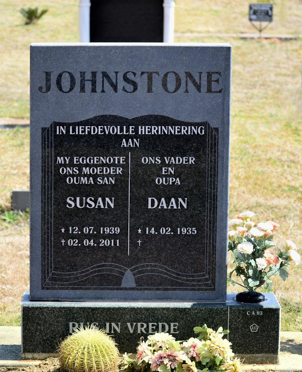 JOHNSTONE Daan 1935 &amp; Susan 1939-2011