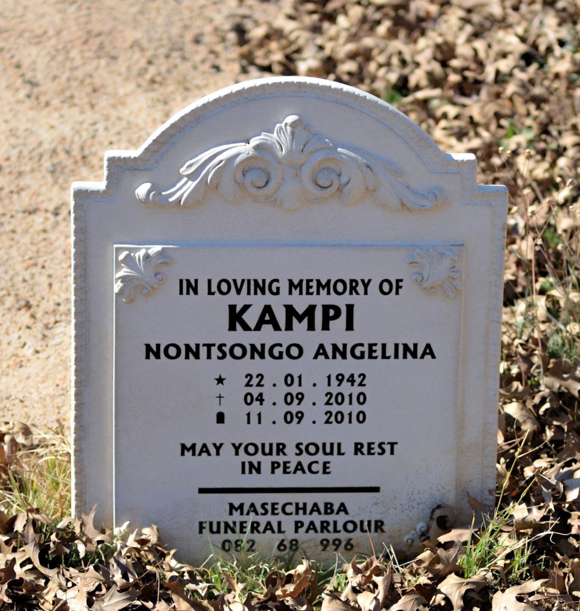 KAMPI Nontsongo Angelina 1942-2010