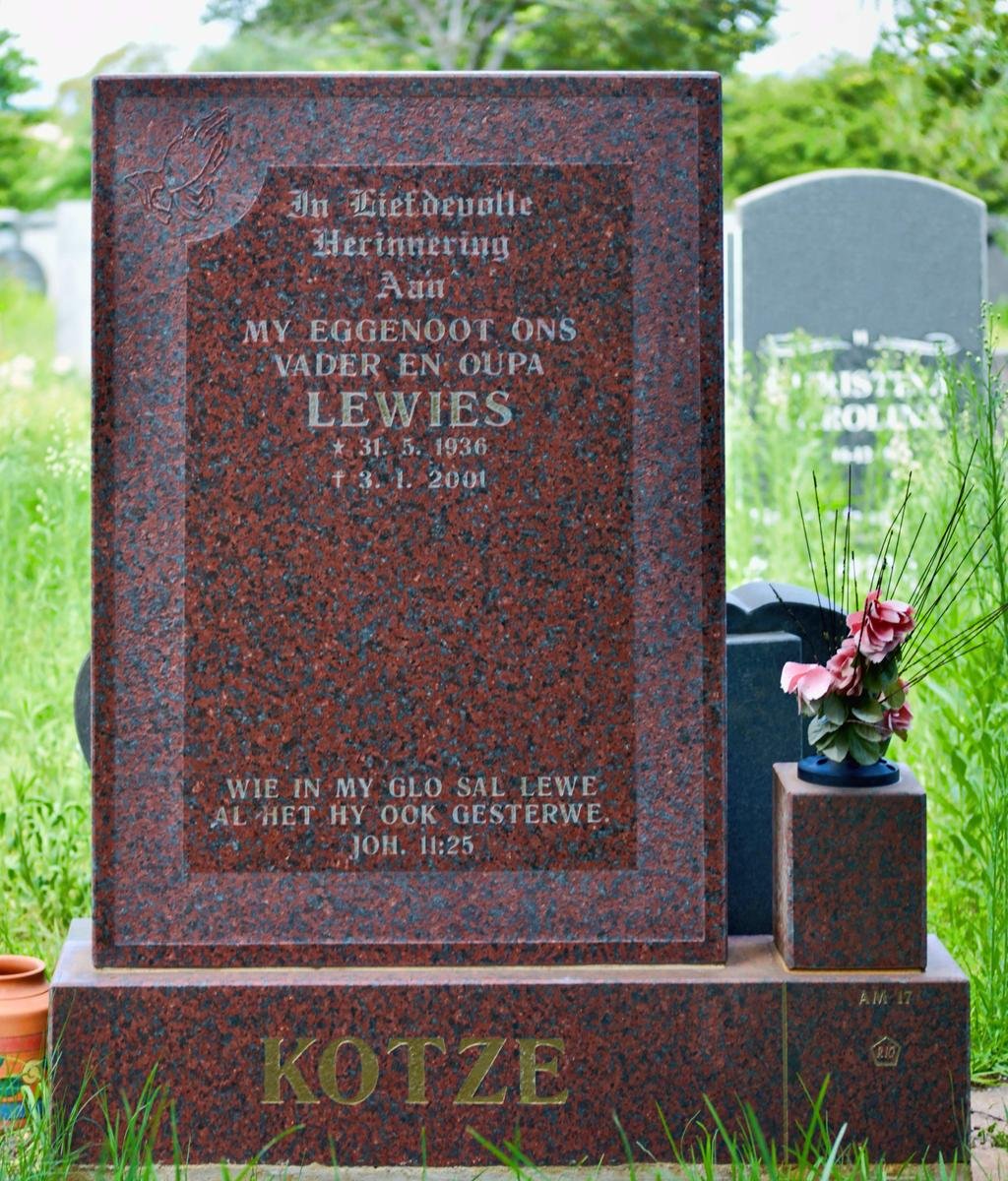 KOTZE Lewies 1936-2001