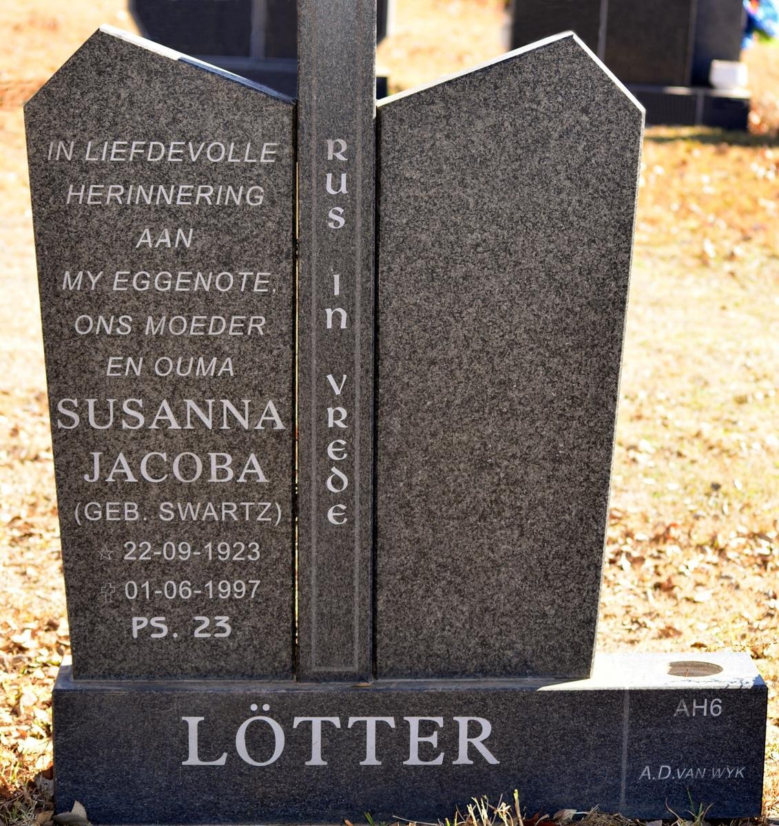 LÖTTER Susanna Jacoba nee SWARTZ 1923-1997