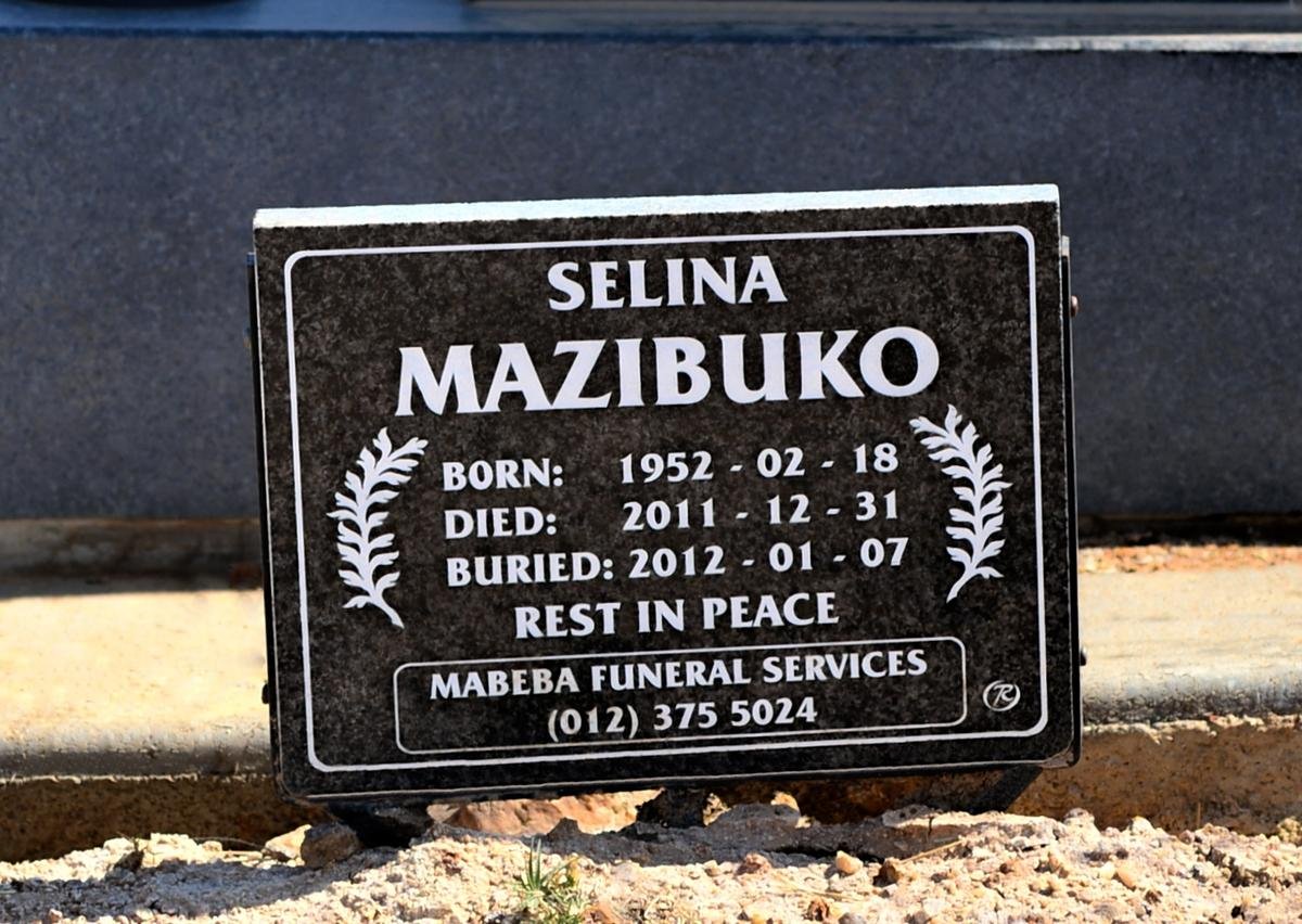 MAZIBUKO Selina 1952-2011
