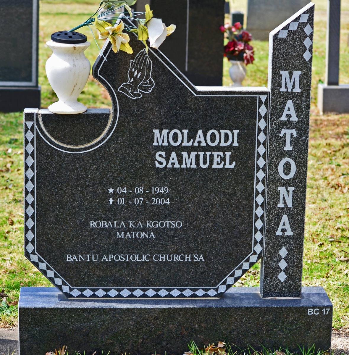 MATONA Molaodi Samuel 1949-2004