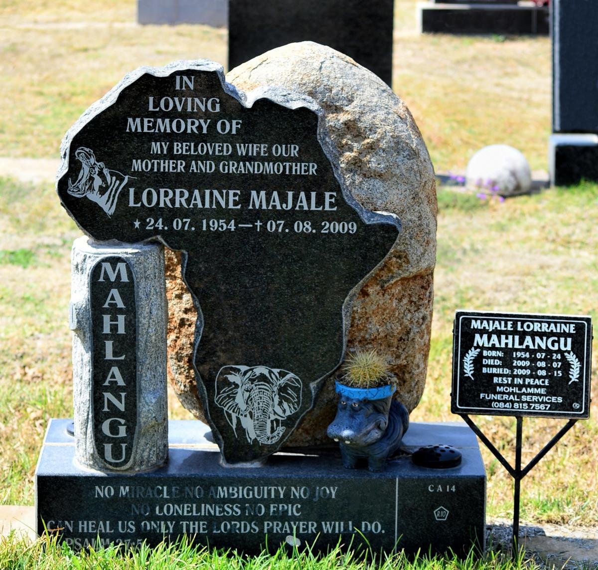 MAHLANGU Lorraine Majale 1954-2009