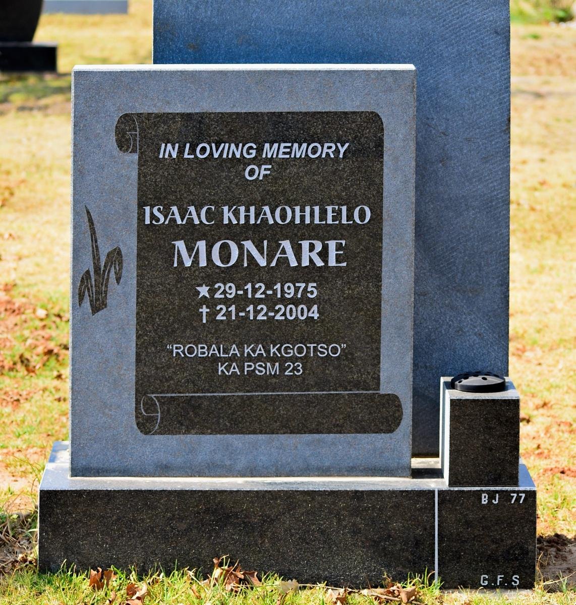MONARE Isaac Khaohlelo 1975-2004