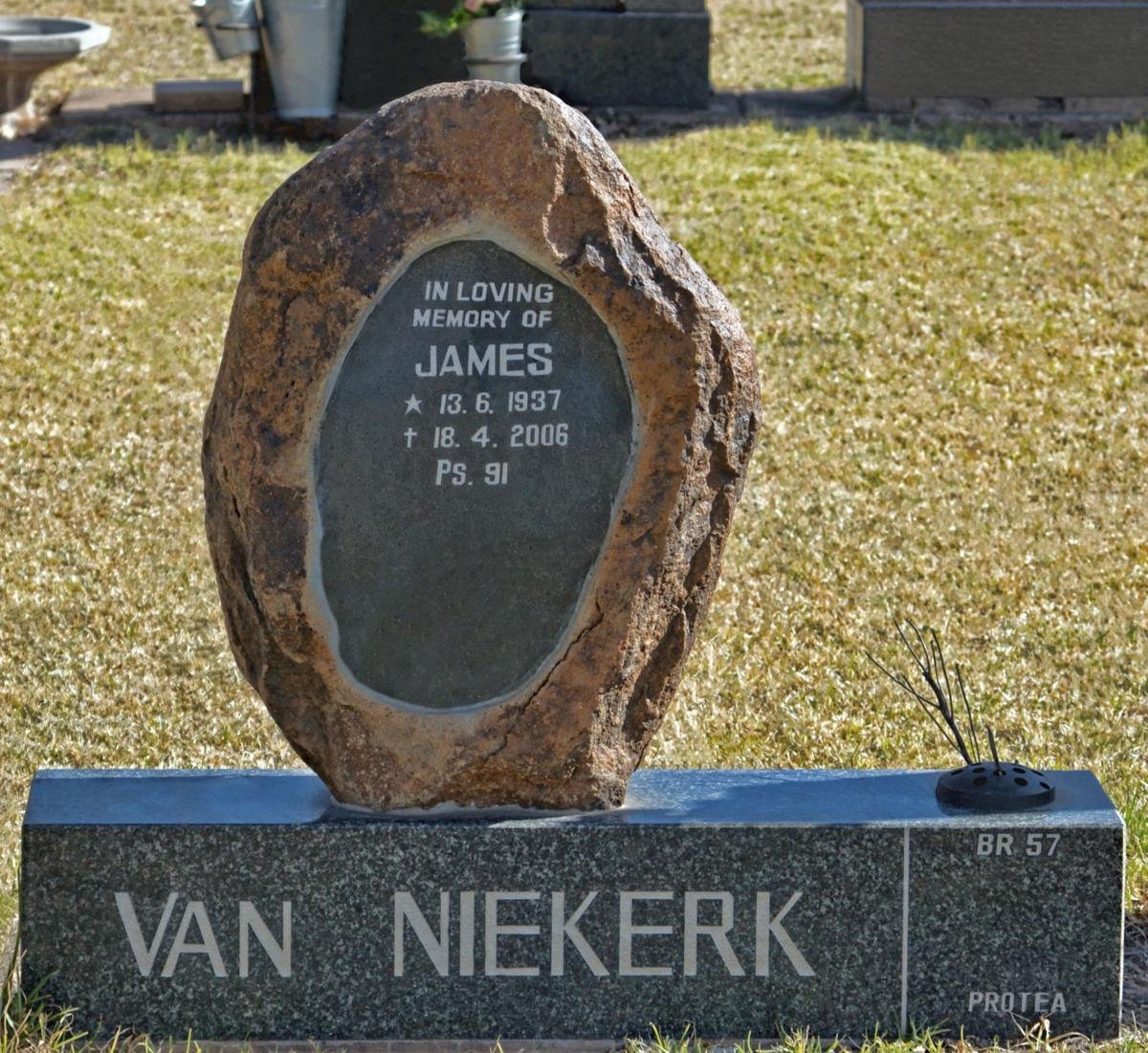 NIEKERK James, van 1937-2006