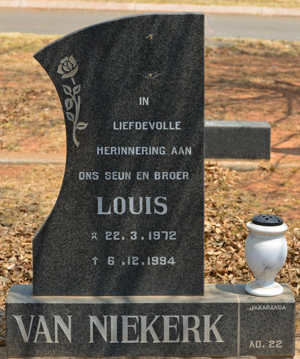 NIEKERK Louis, van 1972-1994