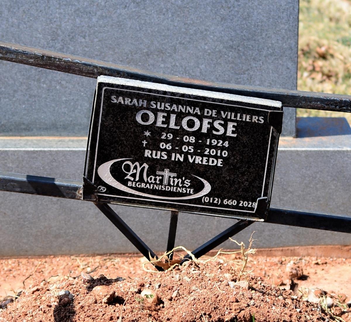 OELOFSE Sarah Susanna nee DE VILLIERS 1924-2010