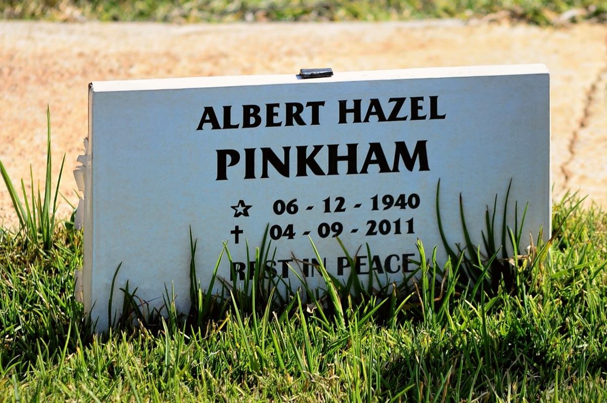 PINKHAM Albert Hazel 1940-2011