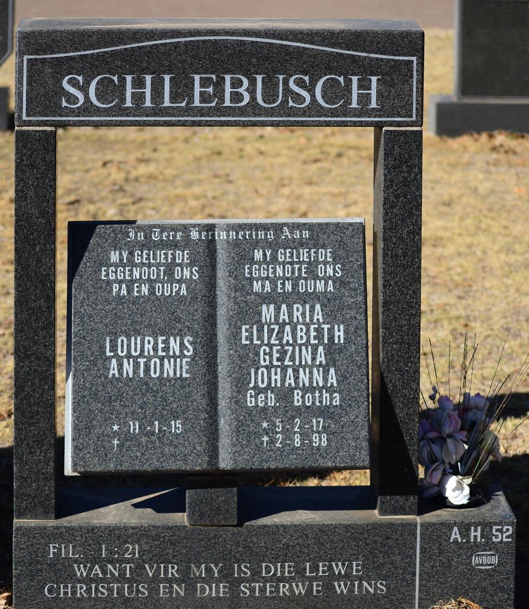 SCHLEBUSCH Lourens Antonie 1915- &amp;  Maria Elizabeth Gezina Johanna BOTHA 1917-1998