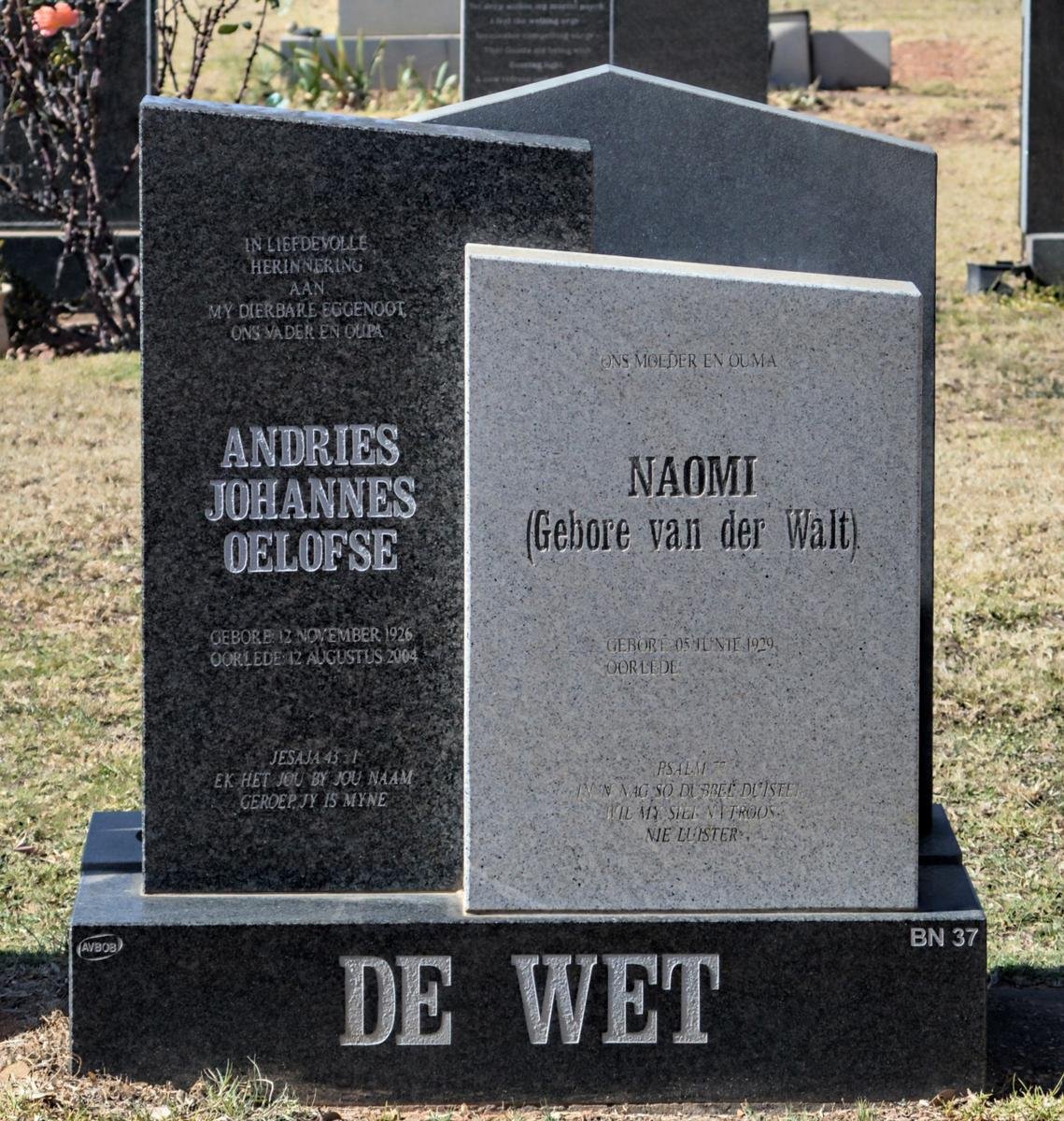 WET Andries Johannes Oelofse, de 1926-2004 &amp; Naomi van der WALT 1929-