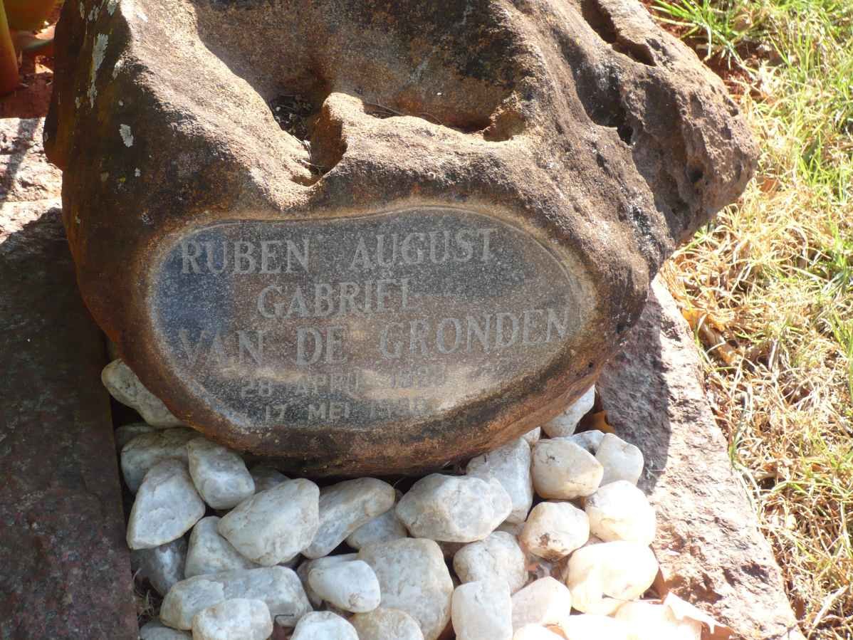 GRONDEN Ruben August Gabriel, van de 189?-196?