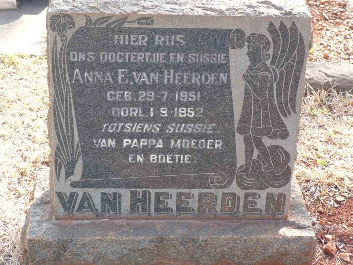 HEERDEN Anna E., van 1951-1952