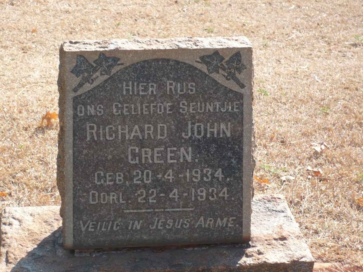 GREEN Richard John 1934-1934