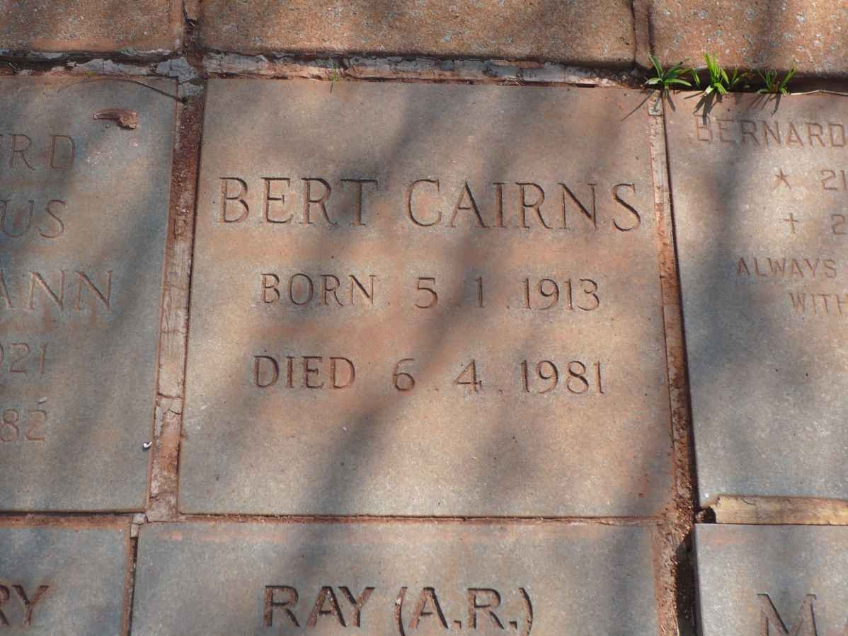 CAIRNS Bert 1913-1981