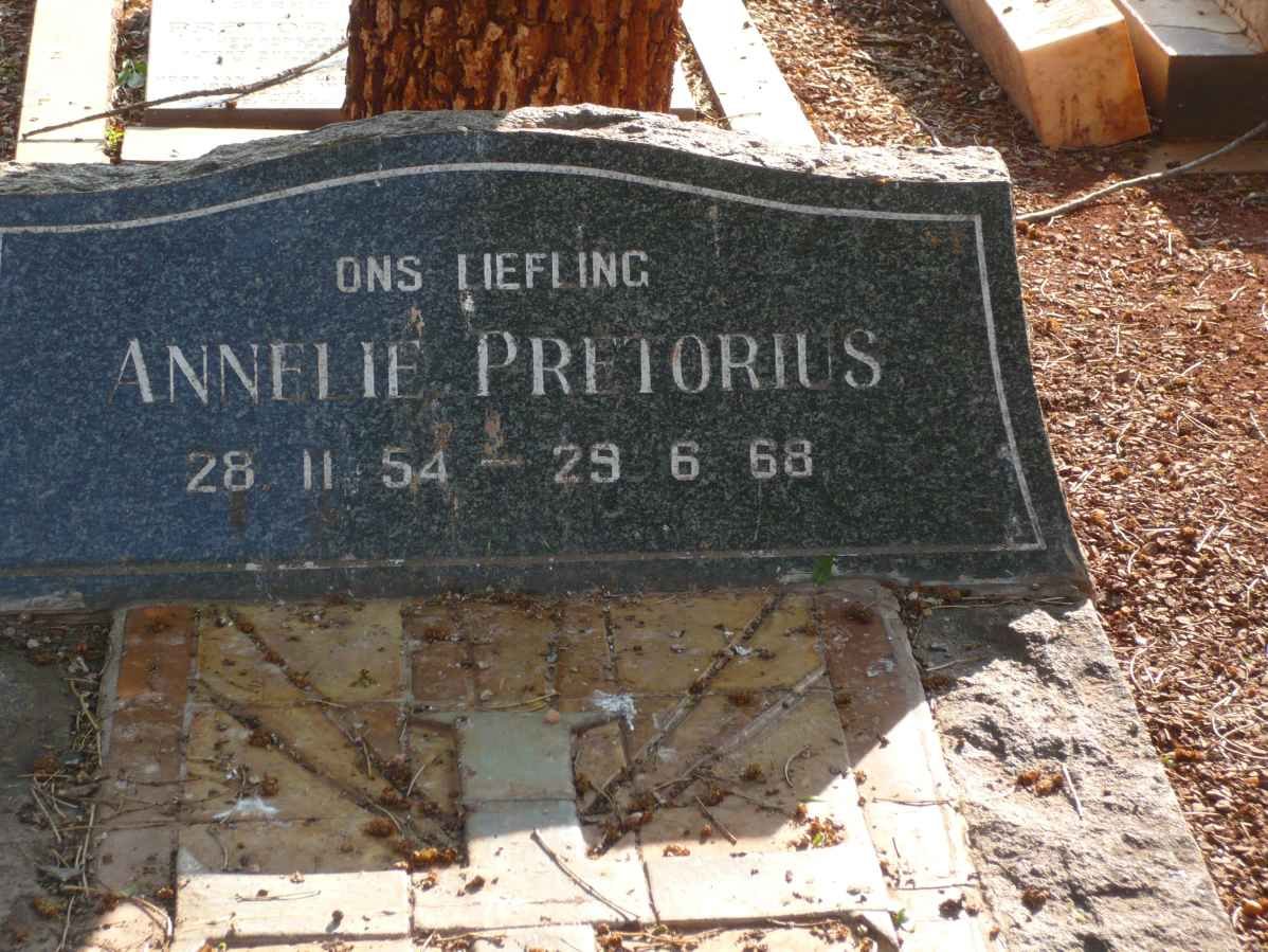 PRETORIUS Annelie 1954-1968