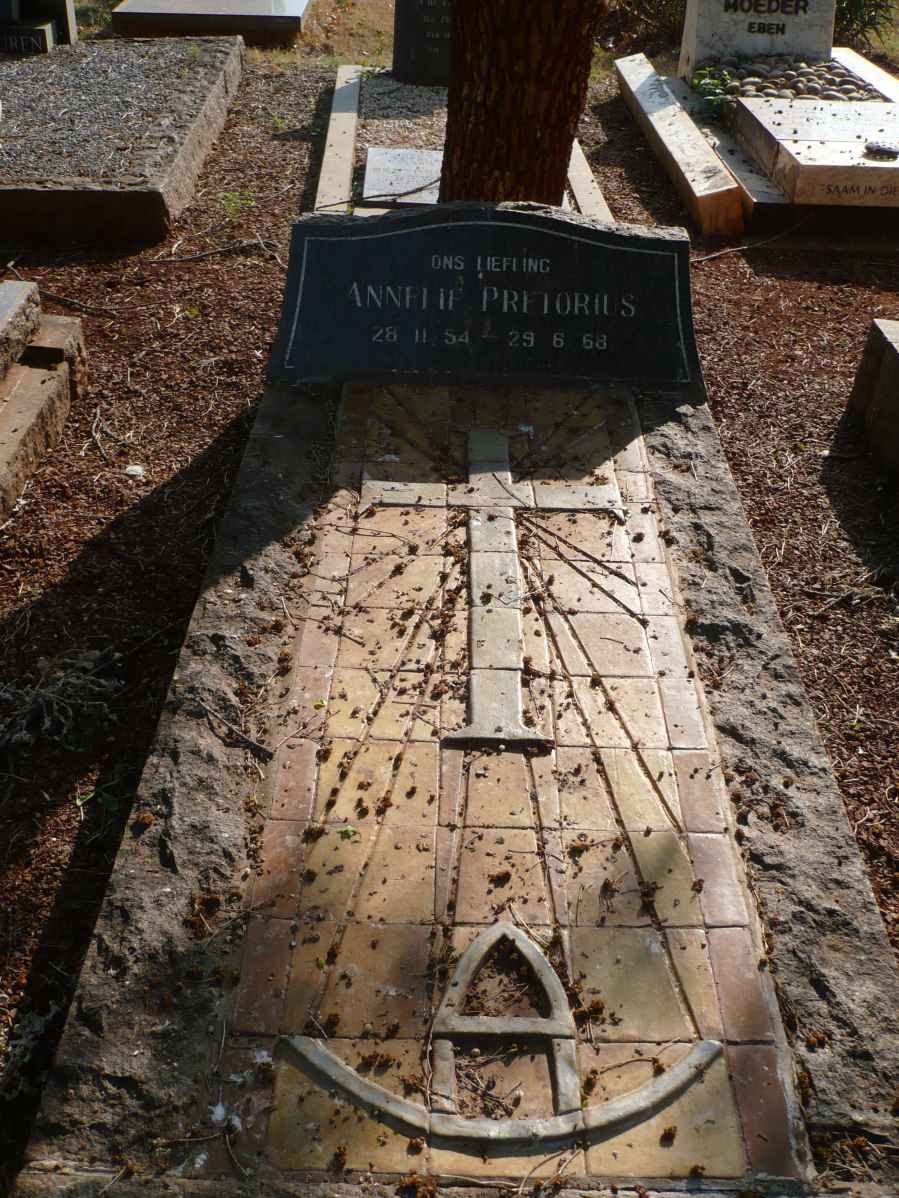 PRETORIUS Annelie 1954-1968