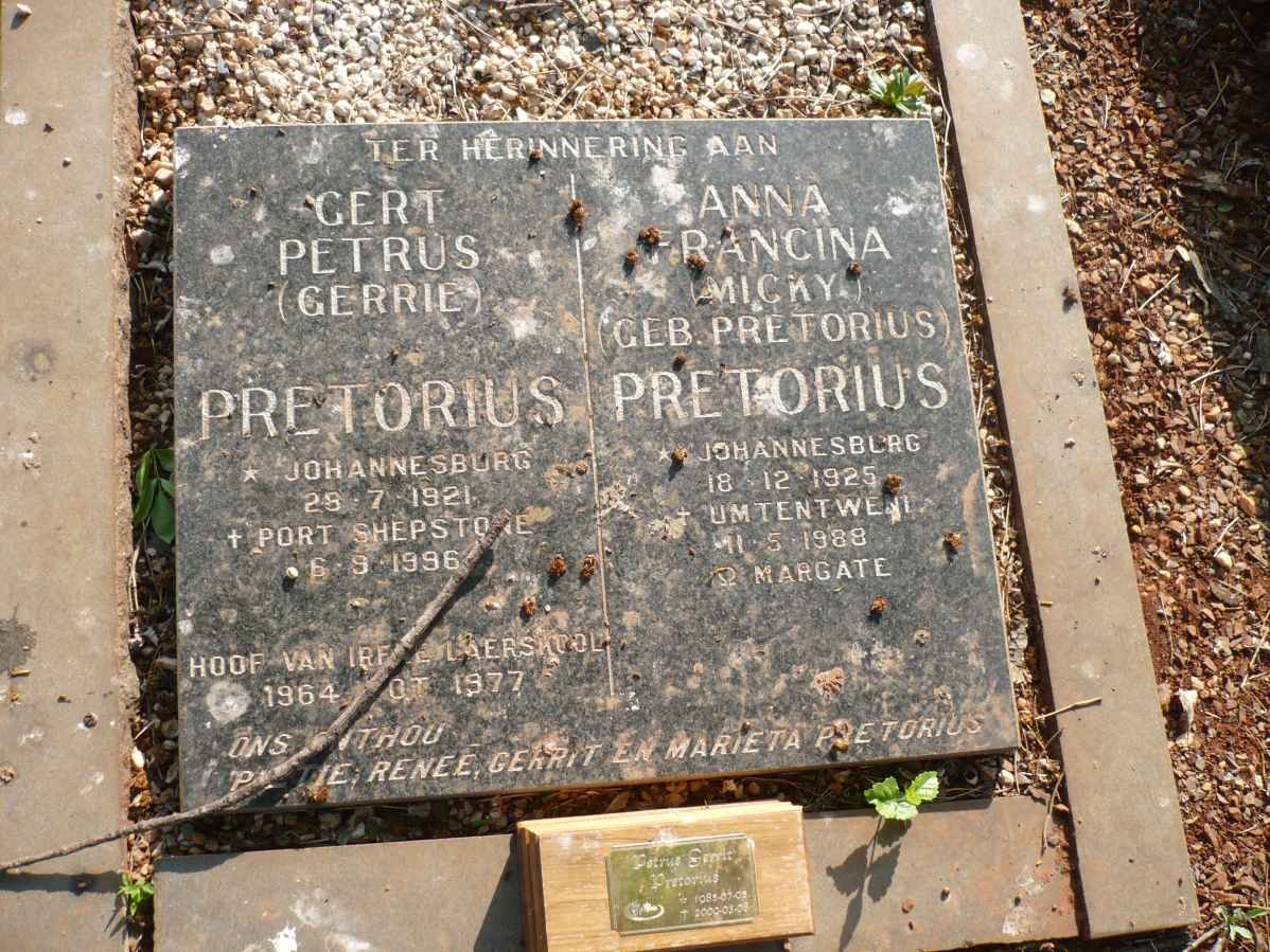 PRETORIUS Gert Petrus 1921-1996 &amp; Anna Francina PRETORIUS 1925-1988