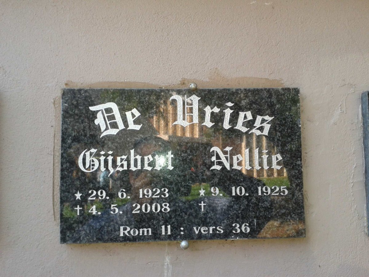 VRIES Gijsbert, de 1923-2008 &amp; Nellie 1925-