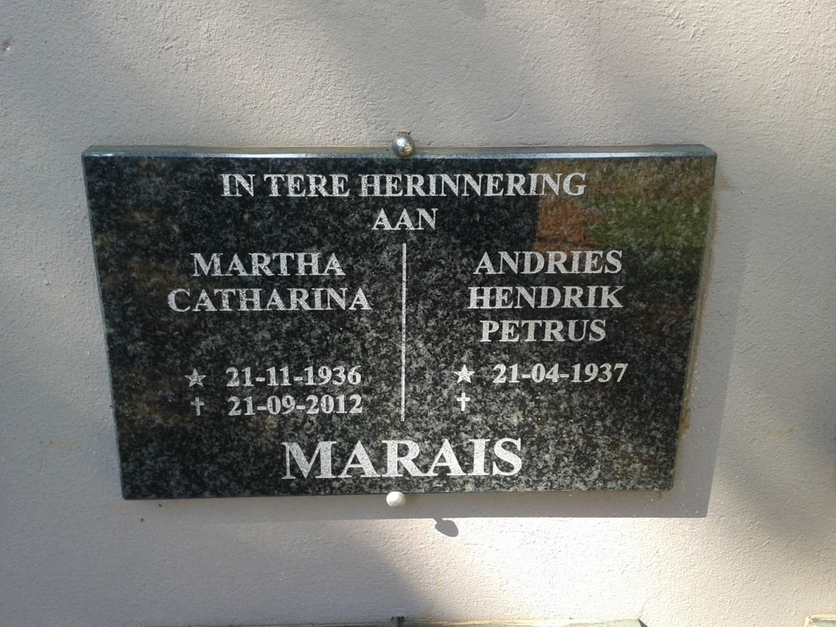 MARAIS Andries Hendrik Petrus 1937- &amp; Martha Catharina 1936-2012
