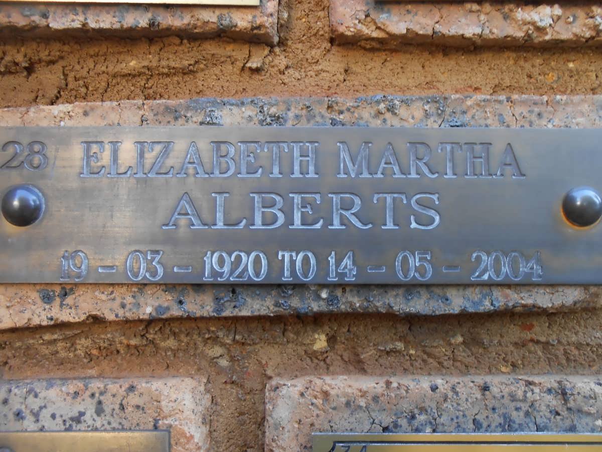 ALBERTS Elizabeth Martha 1920-2004