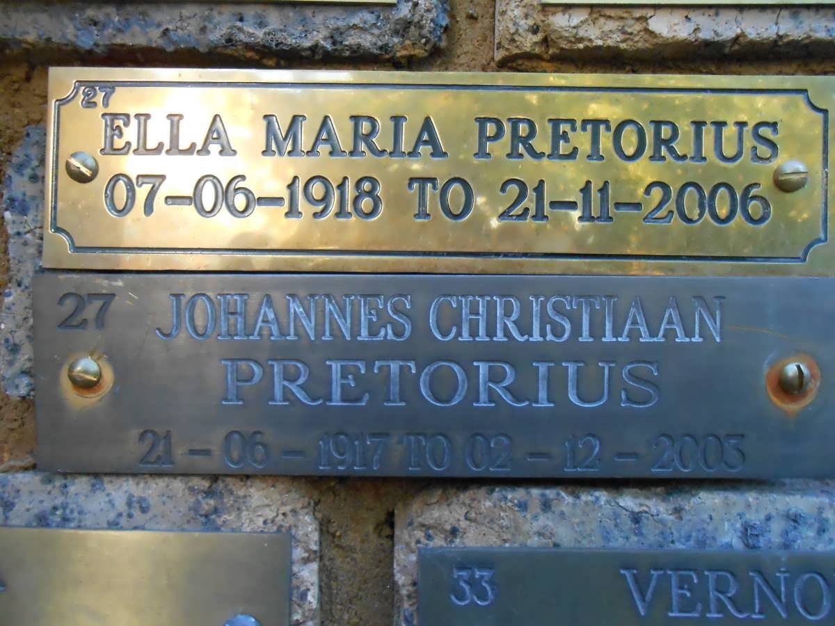 PRETORIUS Johannes Christiaan 1917-2003 &amp; Ella Maria 1918-2006