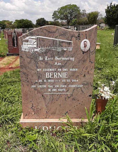 KRUGER Bernie 1958-2004