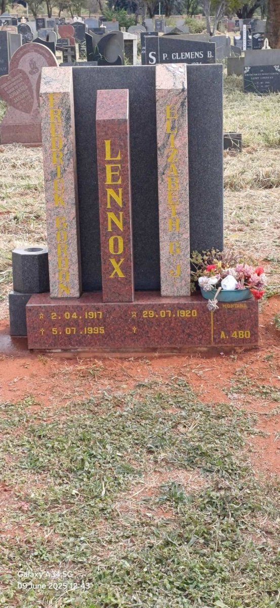 LENNOX Frederick Gordon 1917-1995 & Elizabeth G.J. 1920- 