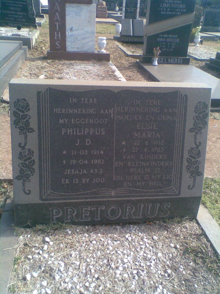 PRETORIUS Philippus J.D. 1914-1982 &amp; Elsie Maria 1918-1983