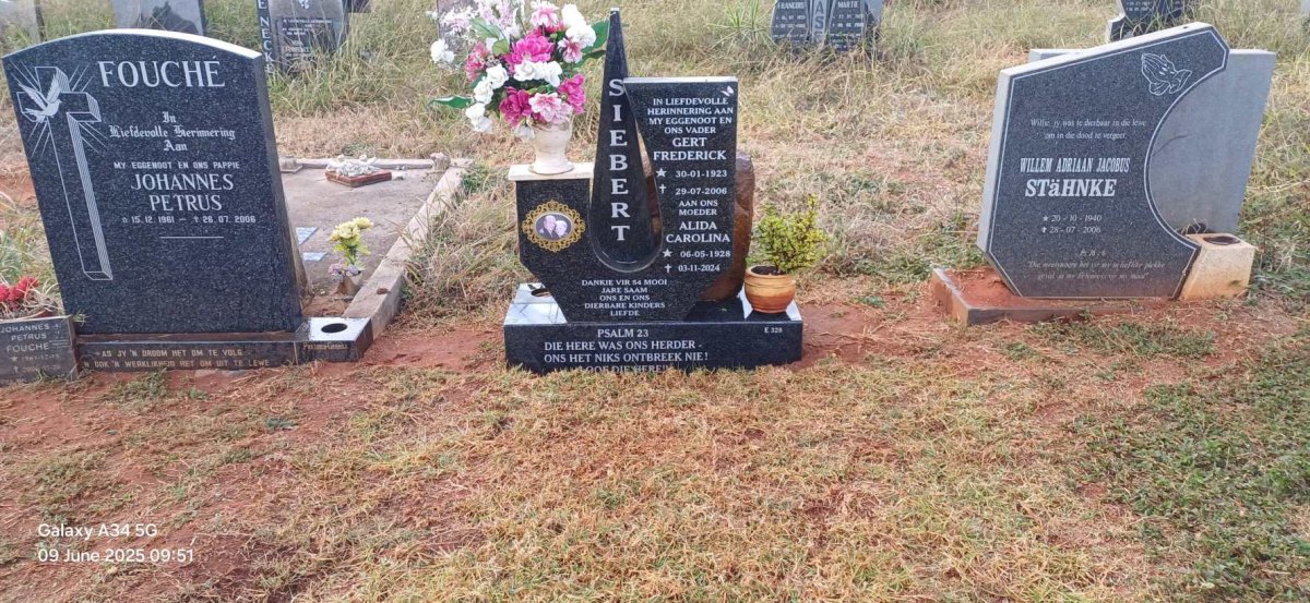 SIEBERT Gert Frederick 1923-2006 & Alida Carolina 1928-2024