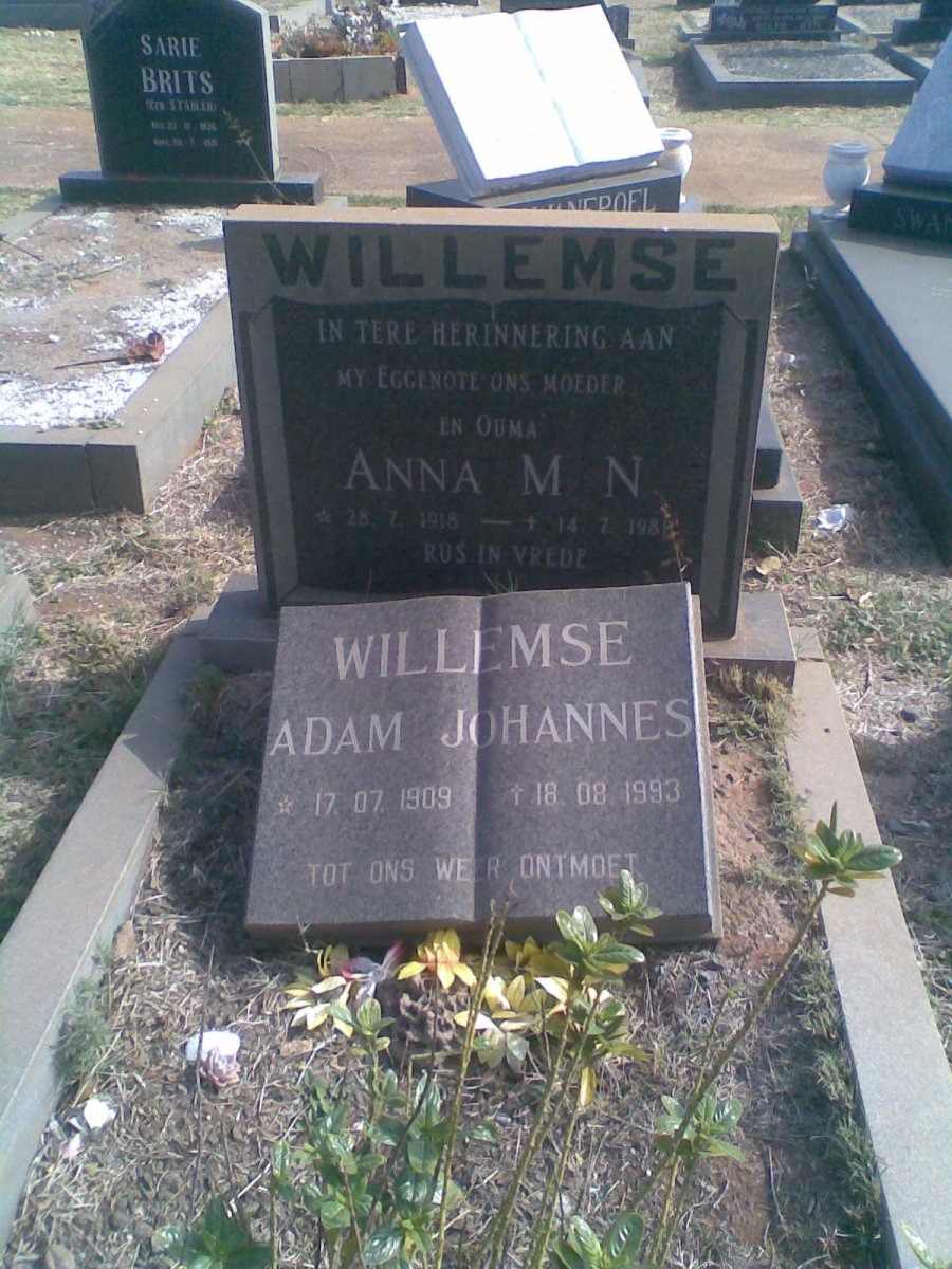 WILLEMSE Adam Johannes 1909-1993 &amp; Anna M.N. 1916-198?