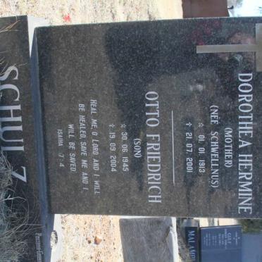 SCHULZ Dorothea Hermine nee SCHWELLNUS 1913-2001 :: SCHULZ Otto Friedrich 1945-2004