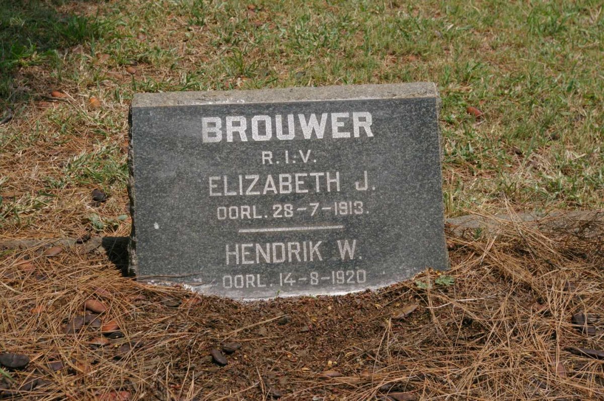 BROUWER Hendrik W. -1920 &amp; Elizabeth J. -1913