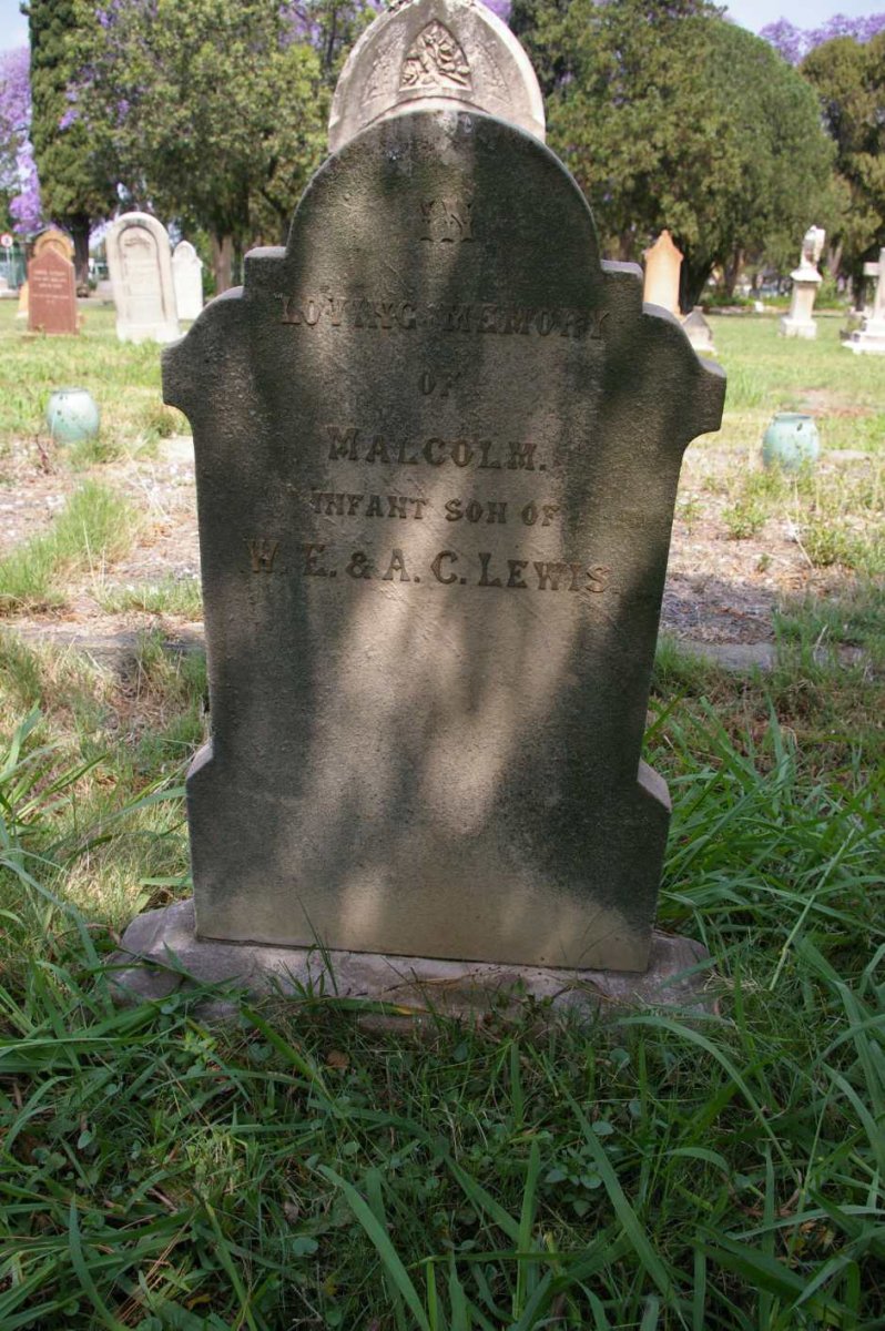 LEWIS Malcolm