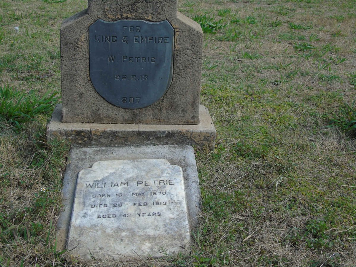 PETRIE William 1870-1913
