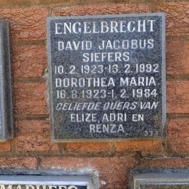 ENGELBRECHT David Jacobus Siefers 1923-1992 &amp; Dorothea Maria 1923-1984