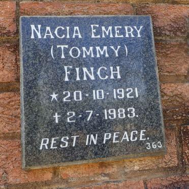 FINCH Nacia Emery 1921-1983