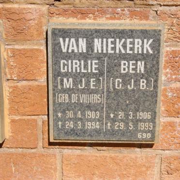 NIEKERK G.J.B., van 1906-1999 &amp; M.J.E. DE VILLIERS 1903-1994