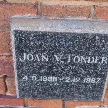 TONDER Joan, van 1936-1967