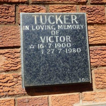 TUCKER Victor 1900-1980