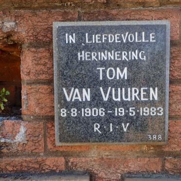 VUUREN Tom, van 1906-1983