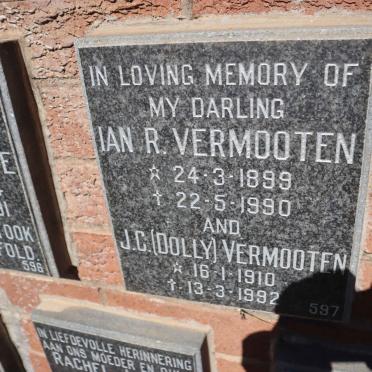 VERMOOTEN Ian R. 1899-1990 &amp; J.C. 1910-1992