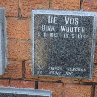 VOS Dirk Wouter, de 1915-1987