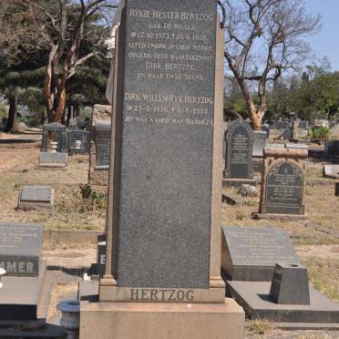 HERTZOG Dirk Willem Ryk 1856-1939 &amp; Rykie Hester DE WAAL 1873-1935