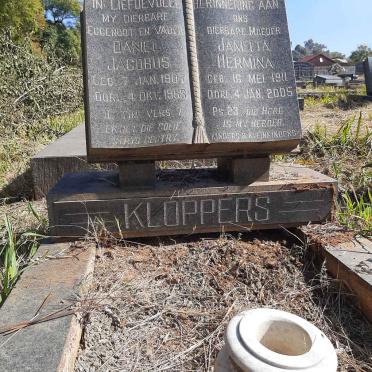 KLOPPERS Daniel Jacobus 1907-1968 &amp; Janetta Hermina 1911-2005