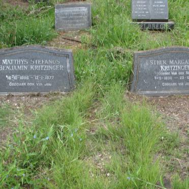 KRITZINGER Matthys Stefanus Benjamin 1896-1977 &amp; Esther Margaretha VAN DER SPUY 1898-1961